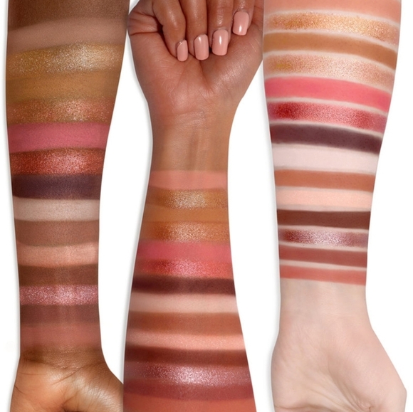 Too Faced Teddy Bare Eyeshadow And Face Palette 14 Shades Rare Discontinued - Picture 15 of 15